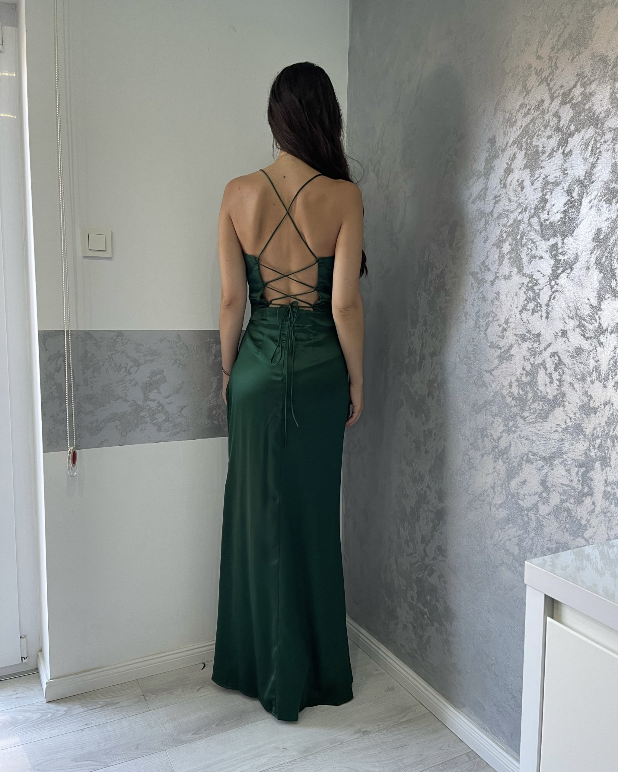 Duga satenska haljina s korzetom, otvorenih leđa | Butik Antonija webshop